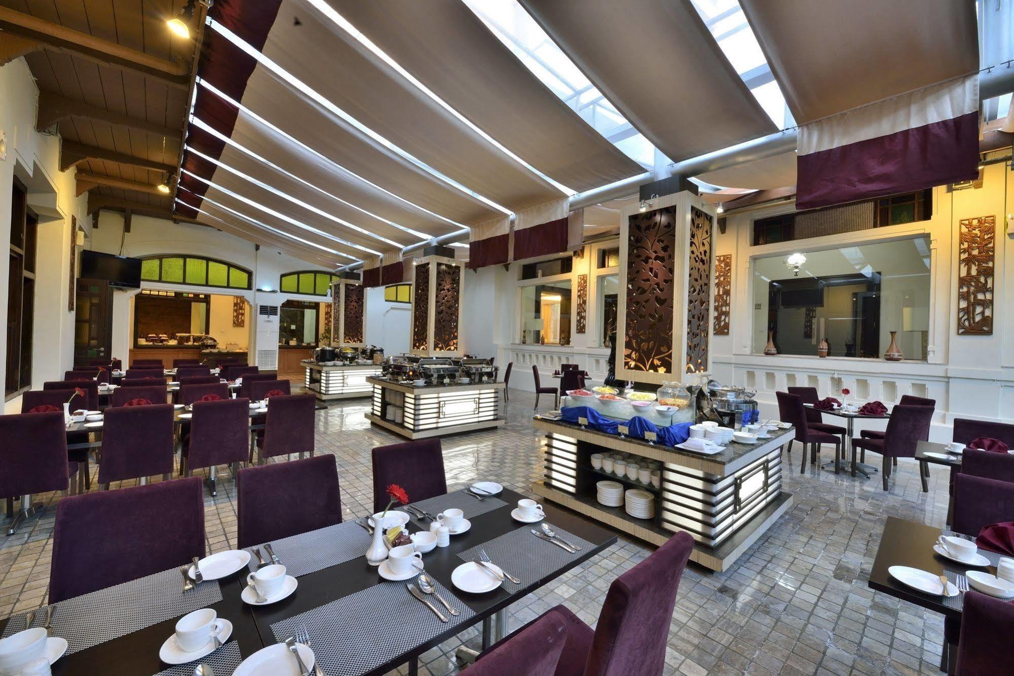 Gino Feruci Kebon Jati By Kagum Hotels Bandung Zewnętrze zdjęcie
